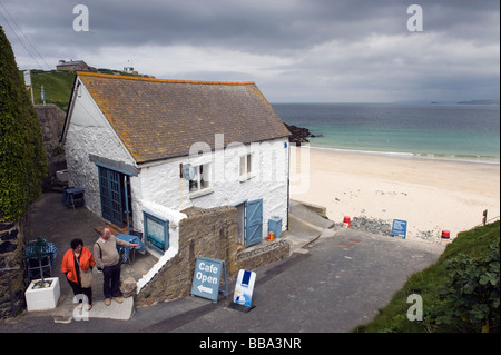 Porthgwidden beach cafe' e 'St Ives' Cornwall,Inghilterra ,Gran Bretagna Foto Stock