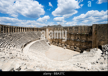 L'antico teatro romano di Aspendos, costa mediterranea, Turchia Foto Stock