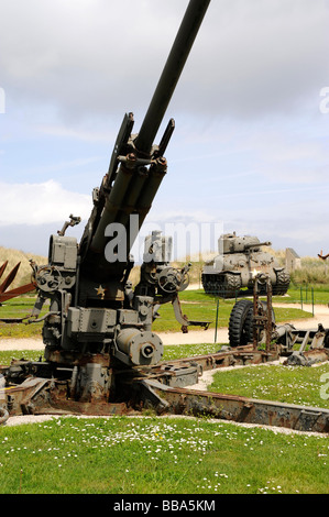 Il D-Day 90mm flak Utah beach Sainte Marie du Mont Manche Normandia Francia durante la seconda guerra mondiale Foto Stock