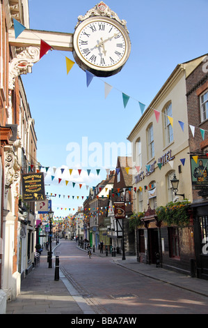 Il Corn Exchange, High Street, Rochester, Kent, England, Regno Unito Foto Stock