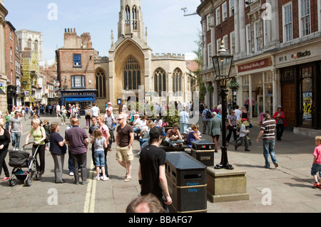 St Helens Square york North Yorkshire Regno Unito retail centro città centro Foto Stock