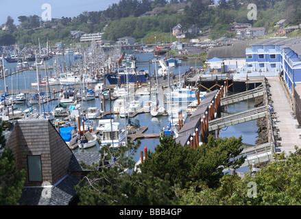 NEWPORT OREGON 7 MAGGIO 2009 barche da pesca in marina Yaquina Bay Newport Oregon Coast Foto Stock