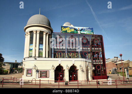 Teatro Alhambra Bradford costruito nel 1914 e ristrutturato nel 1986 è splendore di Edwardian music hall era. Foto Stock