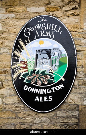 Snowshill Arms Pub, Snowshill, Gloucestershire, Regno Unito Foto Stock