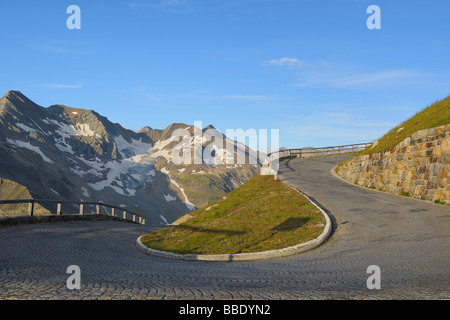 Mountain Pass sulla Strada alpina di Grossglockner, Hohe Tauern, Salisburgo, Austria Foto Stock