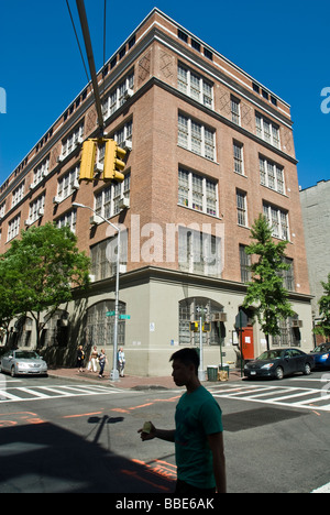 Il 1081 studente Hernando De Soto Scuola PS 130 nella Chinatown di New York Foto Stock