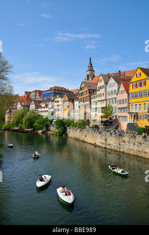 Neckar davanti con barche, Tuebingen, Baden-Wuerttemberg, Germania, Europa Foto Stock