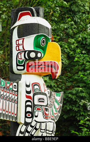 Stanley Park a Vancouver è la casa di sei totem situato al punto di Brockton British Columbia Foto Stock