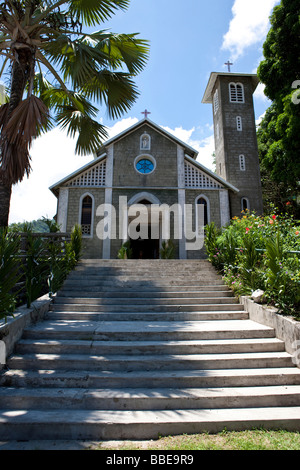 Chiesa sulle anse L'Islette, Isola di Mahe, Seychelles, Oceano indiano, Africa Foto Stock