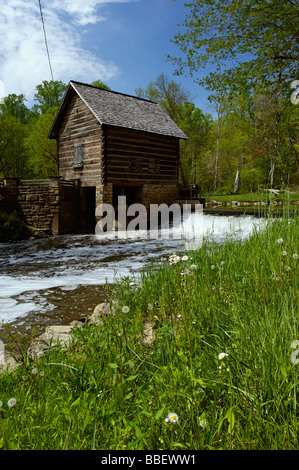 McHargue s mulino sul piccolo fiume di alloro in Levi Jackson State Park a Laurel County Kentucky Foto Stock