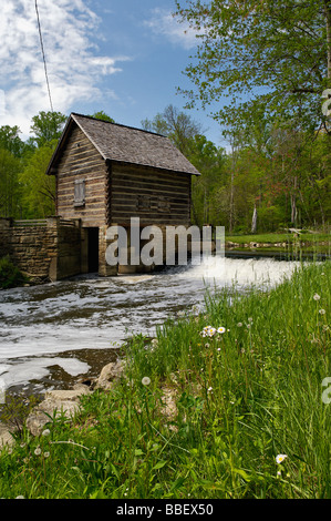 McHargue s mulino sul piccolo fiume di alloro in Levi Jackson State Park a Laurel County Kentucky Foto Stock