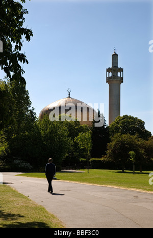 Londra Moschea centrale da Regent's Park Londra Inghilterra REGNO UNITO Foto Stock