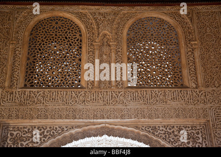 Il patio del Cuarto Dorado nell'Alhambra di Granada Spagna Foto Stock