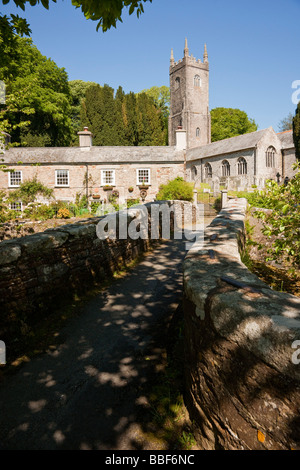 Altarnun chiesa in primavera, Cornwall Foto Stock