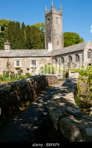 Altarnun chiesa in primavera, Cornwall Foto Stock