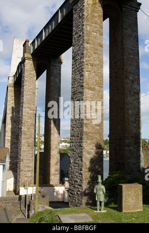 Isambard Kingdom Brunel statua dal Royal Albert Rail Bridge Cornwall Inghilterra UK GB Foto Stock