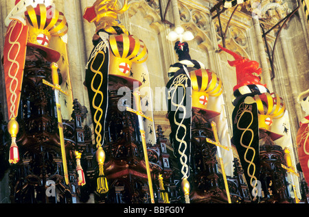 Windsor alla cappella di San Giorgio interno Berkshire cavalieri dell'Ordine della Giarrettiera, stemma araldico Inghilterra interni araldico Foto Stock