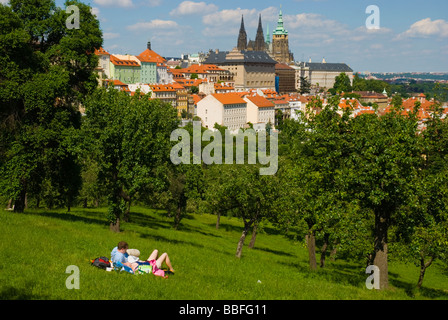 Area di castello dietro Strahovska zahrada il parco Strahov in Mala Strana di Praga Repubblica Ceca Europa Foto Stock