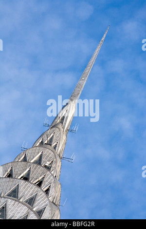 Chrysler Building skyscaper sole cielo blu midtown Manhattan New York City NY New York Stati Uniti d'America Foto Stock