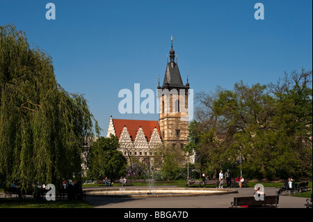 Nuovo municipio nel nuovo quartiere della città, Praga, Repubblica Ceca, Europa Foto Stock