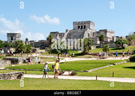 El Castillio, tempio Maya Tulum, Quintana Roo, Messico, America Centrale Foto Stock