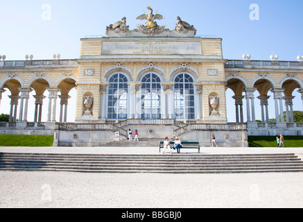 Gloriette, Palazzo Schoenbrunn, giardino del palazzo, dall'età di Maria Teresa e Giuseppe II, Vienna, Austria, Europa Foto Stock