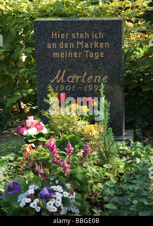 Marlene Dietrich s Grave Friedhof III Friedenau Berlino Germania Foto Stock