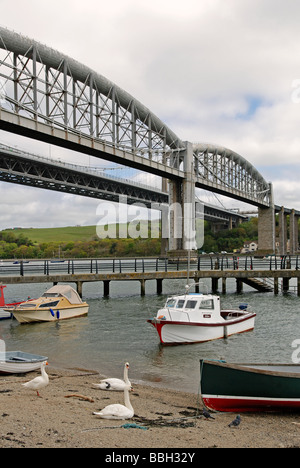 La TAMAR ponte che attraversa il fiume Tamar tra saltash in Cornovaglia e Plymouth in devon, Regno Unito Foto Stock