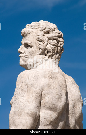 Statua in Piazza della libertà a Udine Foto Stock