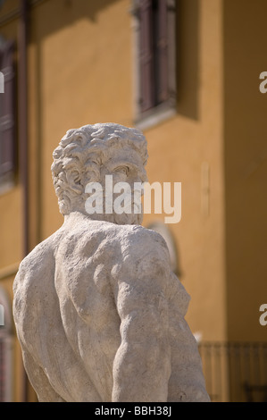 Statua in Piazza della libertà a Udine Foto Stock