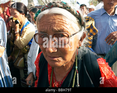 Persone anziane donne tibetane Bylakuppe Karnataka India Foto Stock