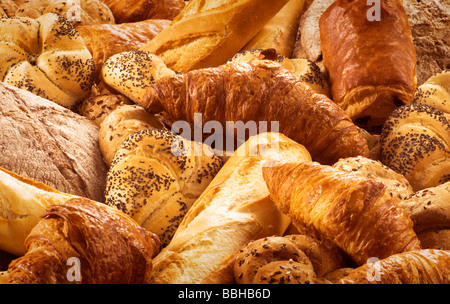 Varietà di pane fresco e pasticcini Foto Stock