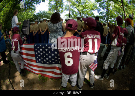 Il Memorial Day Parade nell'Inwood quartiere di New York Foto Stock