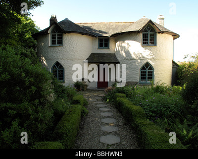 Cottage e il percorso anteriore Foto Stock