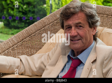 Melvyn Bragg, l'emittente e scrittore fotografata al Salisbury Festival internazionale delle arti nel Wiltshire in Inghilterra Foto Stock