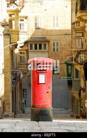 MALTA. Un tradizionale britannico rosso postbox a La Valletta. 2009. Foto Stock