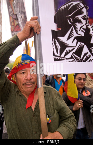 Gli immigrati marzo per Amnesty, pari diritti, legalizzazione, uguaglianza razziale, la libertà di parola, fair labor - New York City Foto Stock