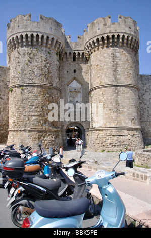 Agia Ekaterinis Gate, Città Vecchia, la città di Rodi, rodi, Dodecanneso, Grecia Foto Stock