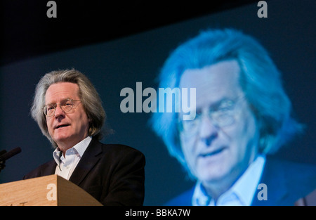 Professore di Filosofia e autore Anthony Clifford un C Temolo raffigurato all'Guardian Hay Festival 2009 Hay on Wye Wales UK Foto Stock