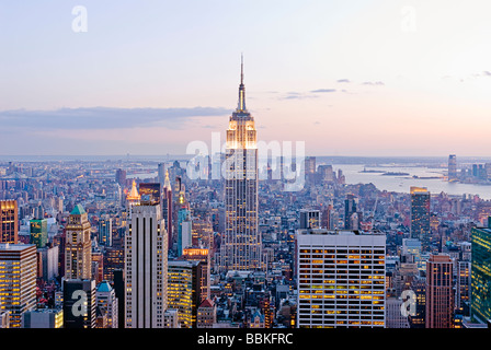 Vista aerea Manhattan l' Empire State Building di New York City Foto Stock