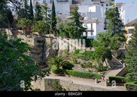 Gradini ripidi e percorso in Ronda Andalusia Spagna Foto Stock