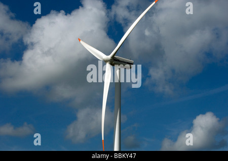 Una turbina eolica Foto Stock