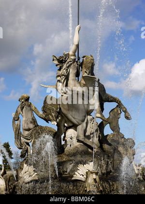 Regno Unito Regno Unito british gran bretagna gb Inghilterra Midlands Worcestershire Country House Witley Court Estate maestosa casa inglese Foto Stock