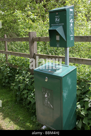 Chesterfield Canal tra Shireoaks e Worksop Nottinghamshire Inghilterra GB UK 2009 Foto Stock