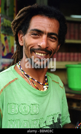 Rasta man old town mombasa kenya Foto Stock