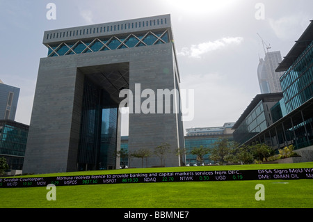 L'edificio porta in Dubai financial district Foto Stock