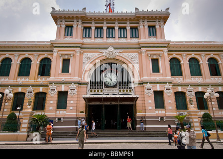 Fuori la città di Ho Chi Minh (Saigon) dell'ufficio postale principale Foto Stock