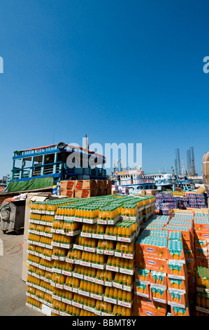 Sharjah Porto trasporto merci su barche Dhow Foto Stock