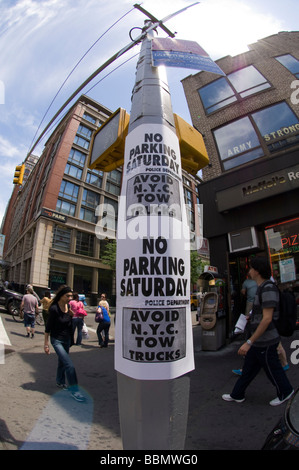 NYPD senza segni di parcheggio nel quartiere di Chelsea di New York venerdì 22 maggio 2008 Frances M Roberts Foto Stock