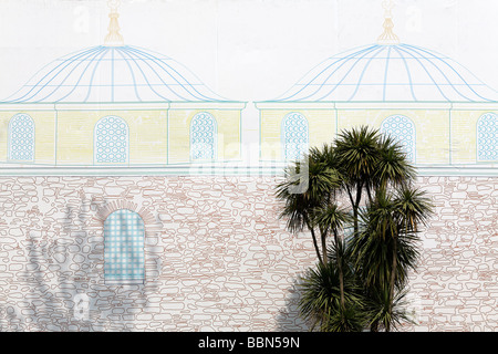Armeria, coperto con una tela con disegno dell'edificio coperto, restauro, il palazzo di Topkapi, Sarayburnu, Istanbul, Turchia Foto Stock